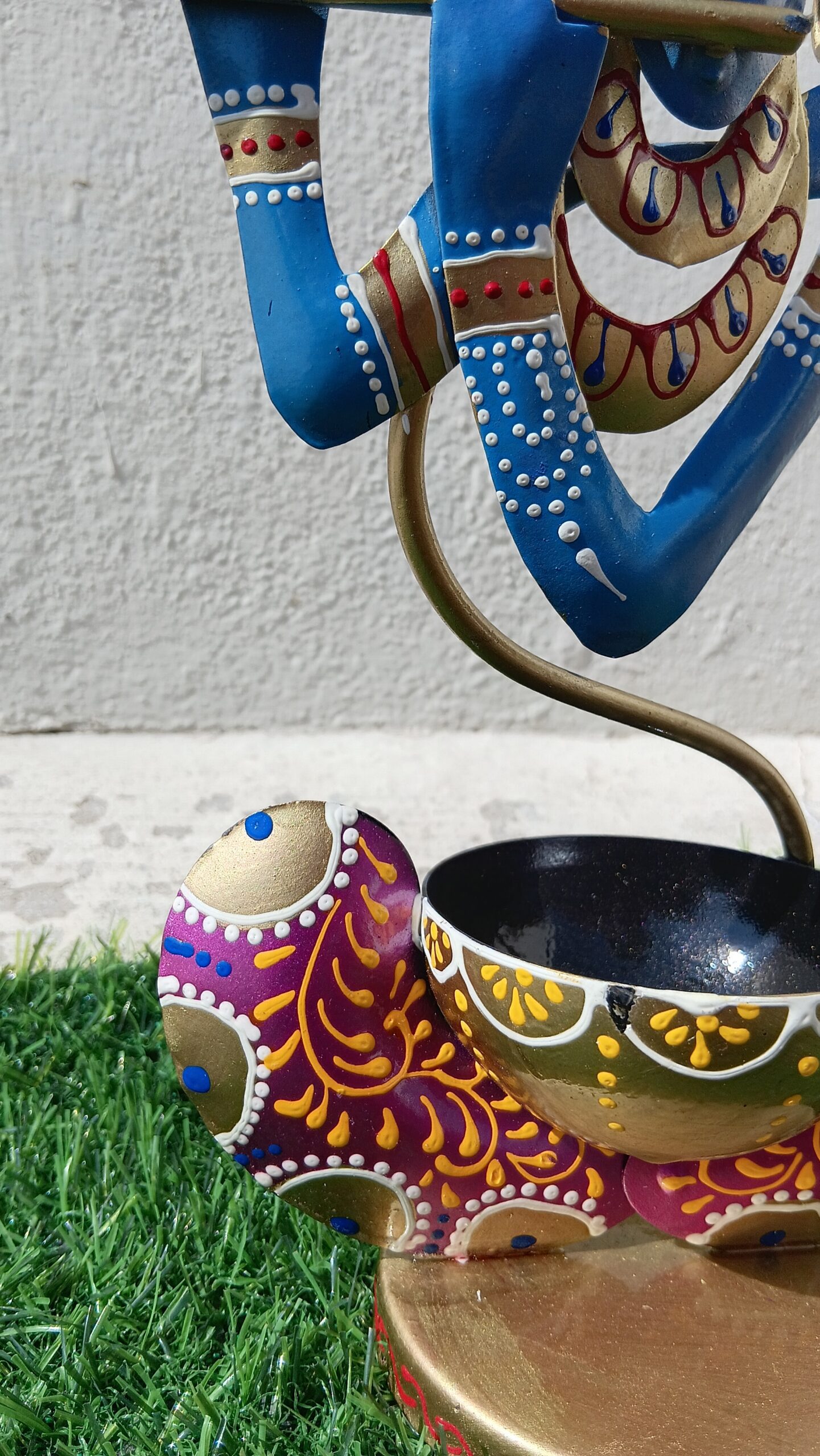 Krishna T light Holder Blue - Image 3
