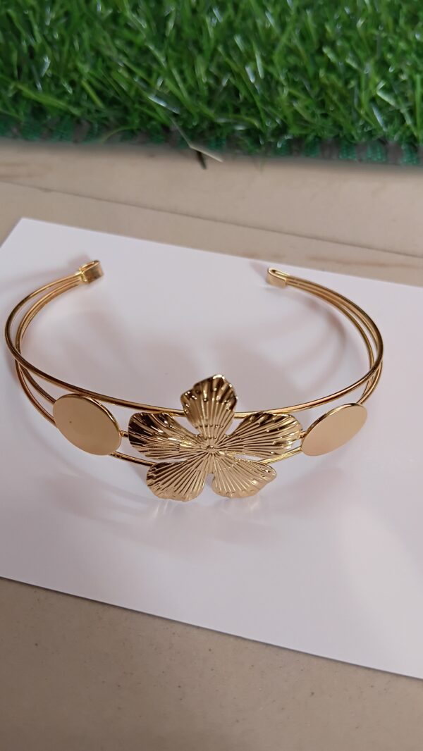 Anti Tarnish Adjustable cuffs - High Quality